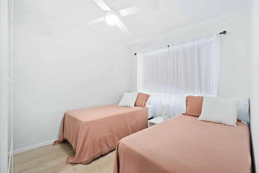 Alfred Street - Hosted By Burleigh Letting Apartment Gold Coast 0*,  Australia